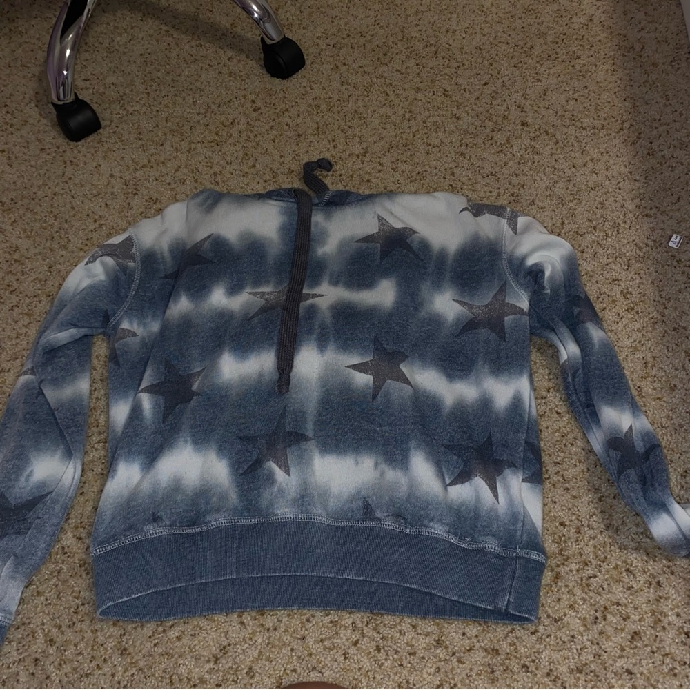 star sweatshirt